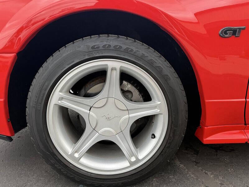 2000 Ford Mustang GT