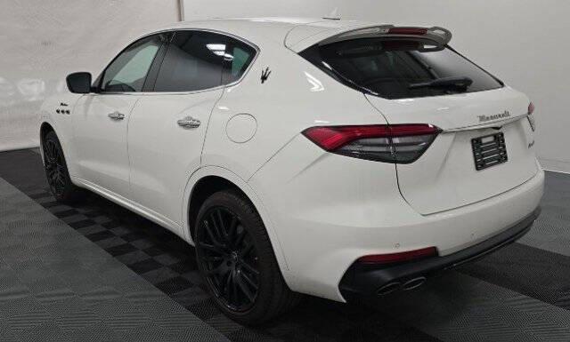 2024 Maserati Levante Modena Ultima