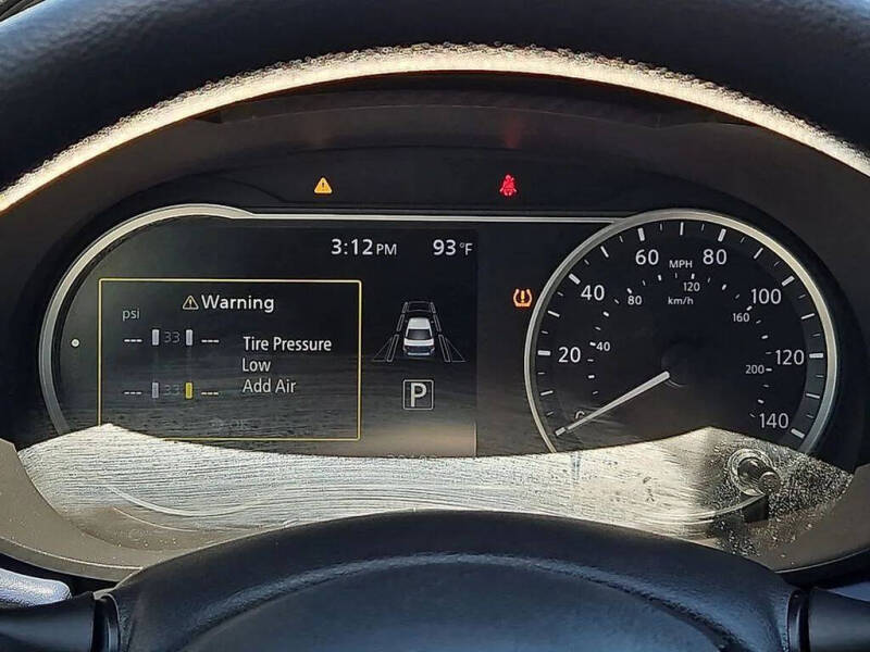 2023 Nissan Versa SV