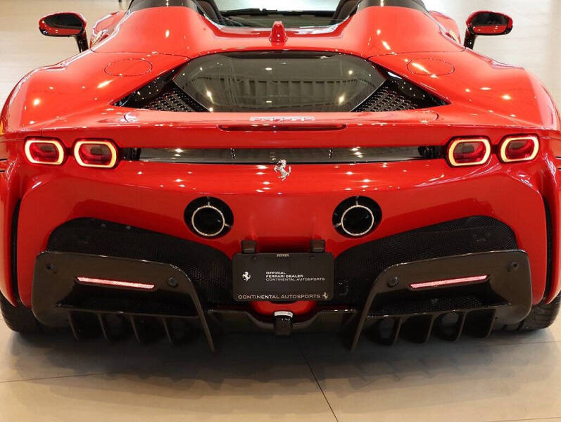 2023 Ferrari SF90 Spider