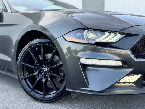 2019 Ford Mustang EcoBoost