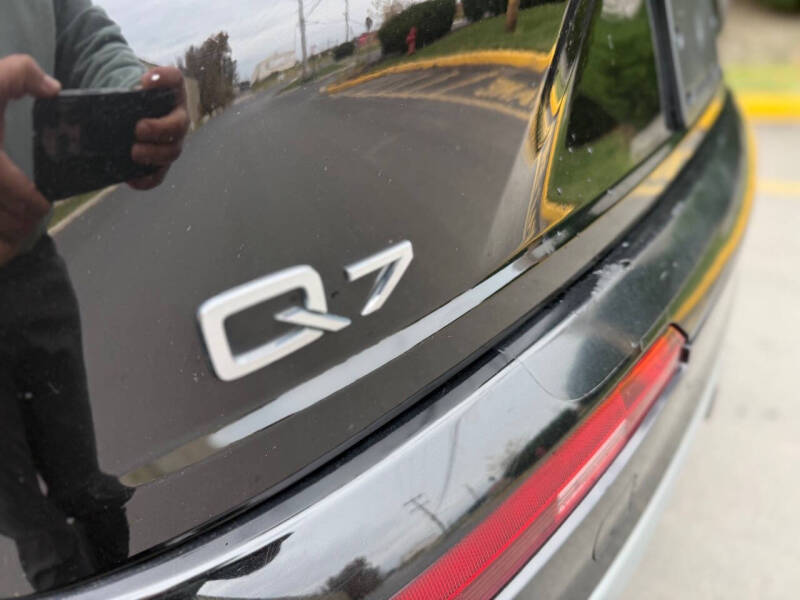 2017 Audi Q7 3.0T quattro Premium Plus