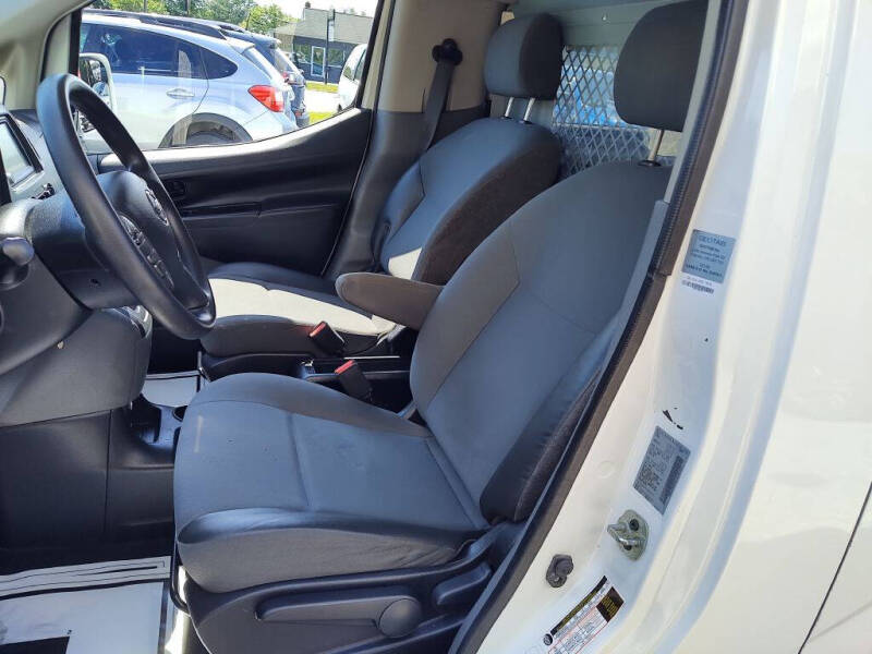 2020 Nissan NV200