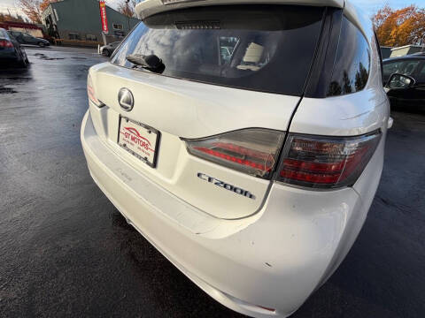 2011 Lexus CT 200h