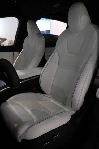 2022 Tesla Model X Plaid