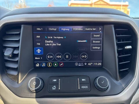 2023 GMC Acadia Denali