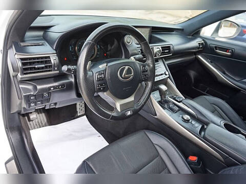 2019 Lexus IS 300