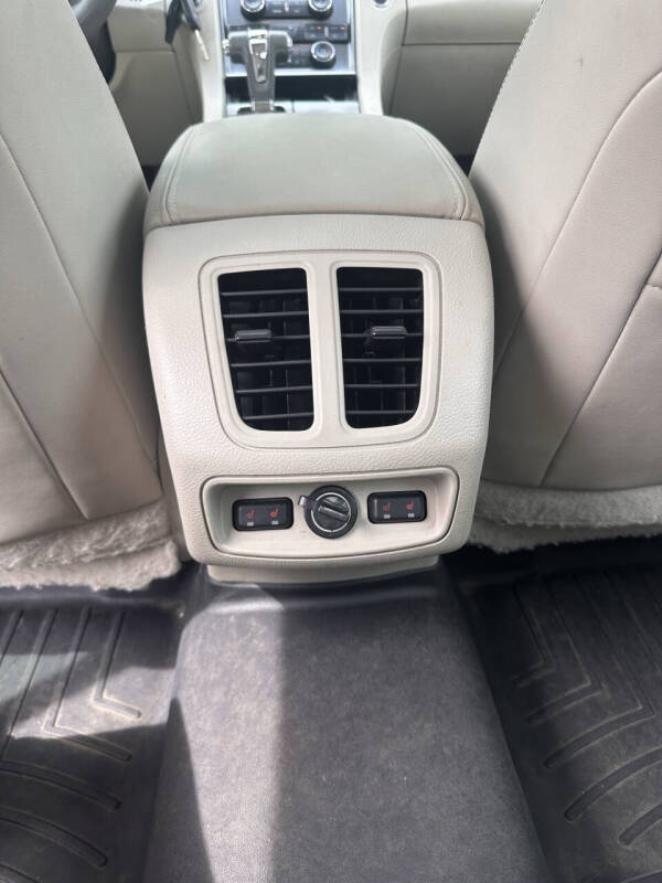 2012 Ford Taurus Limited