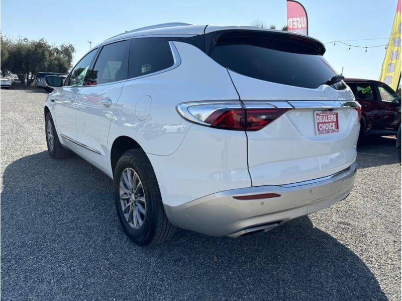 2022 Buick Enclave Essence