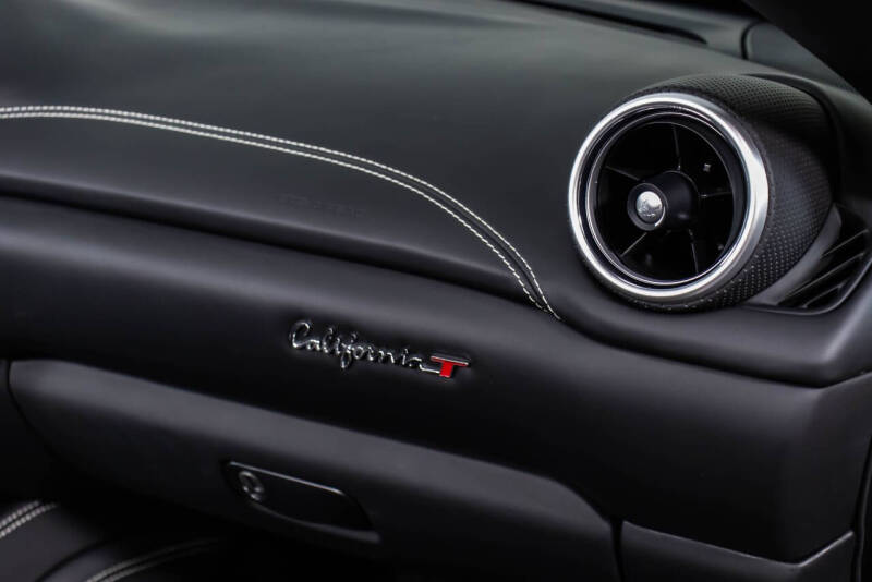 2016 Ferrari California T