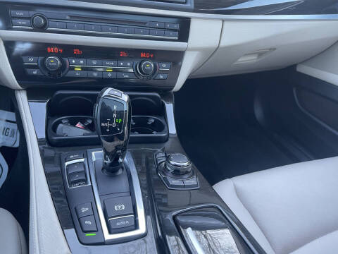 2012 BMW 5 Series 528i xDrive