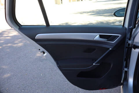 2015 Volkswagen e-Golf Limited Edition
