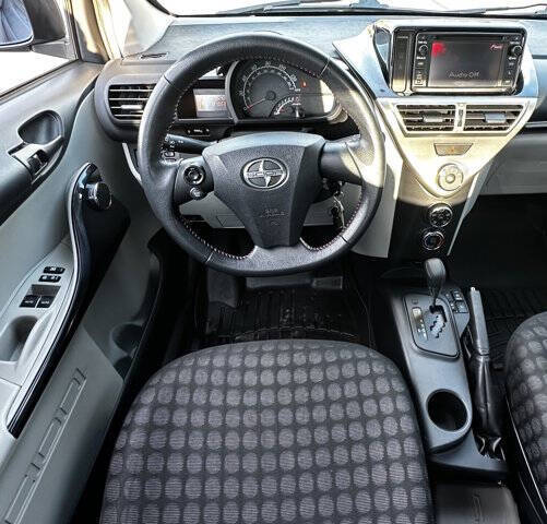 2015 Scion iQ