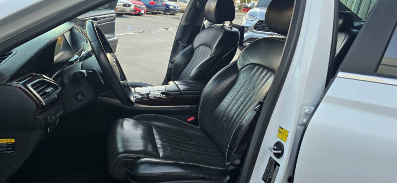 2018 Genesis G90 5.0 Ultimate