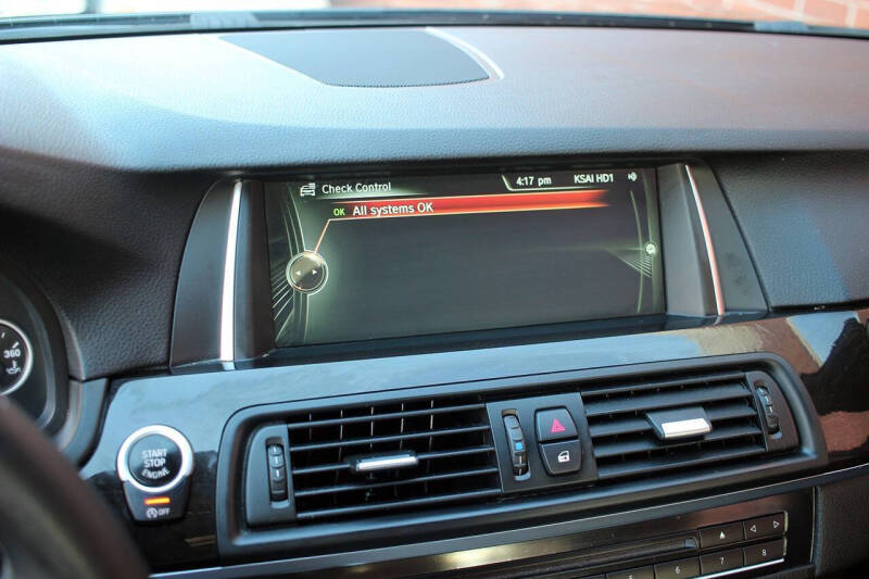 2014 BMW 5 Series 528i