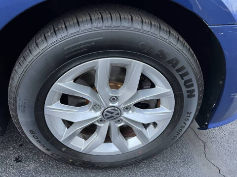 2017 Volkswagen Passat 1.8T S