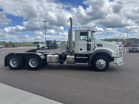2016 Mack Granite