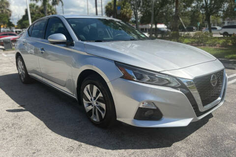 2019 Nissan Altima for sale at Guru Auto Sales in Miramar FL