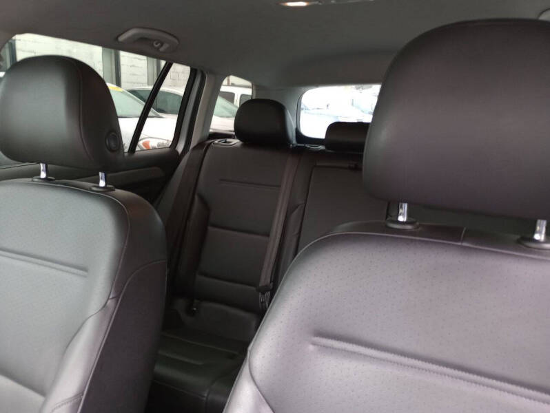 2015 Volkswagen Golf SportWagen TDI S