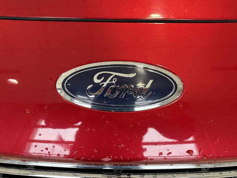 2022 Ford Escape Plug-In Hybrid Titanium