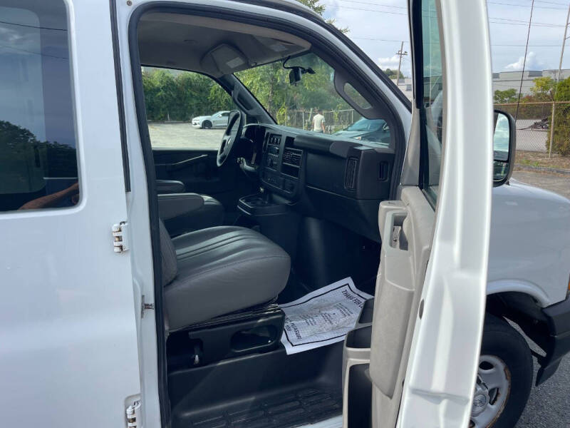 2019 Chevrolet Express 3500