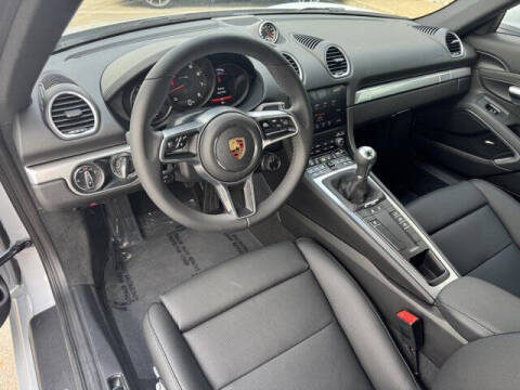 2025 Porsche 718 Cayman