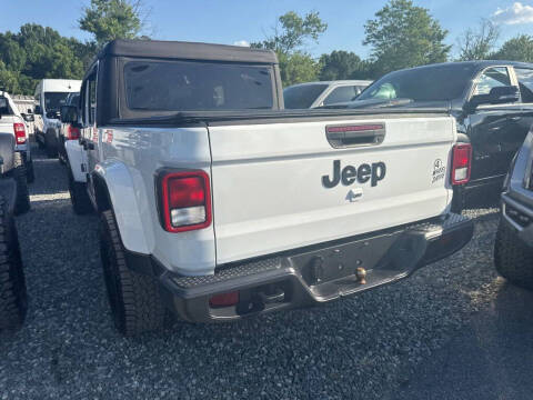 2021 Jeep Gladiator Willys