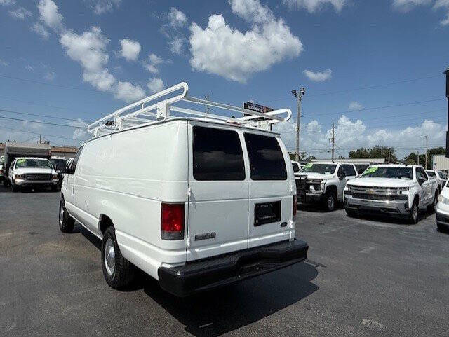2006 Ford E-Series E-350 SD