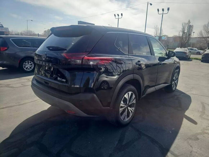 2023 Nissan Rogue SV