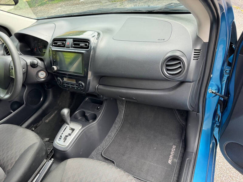 2024 Mitsubishi Mirage ES