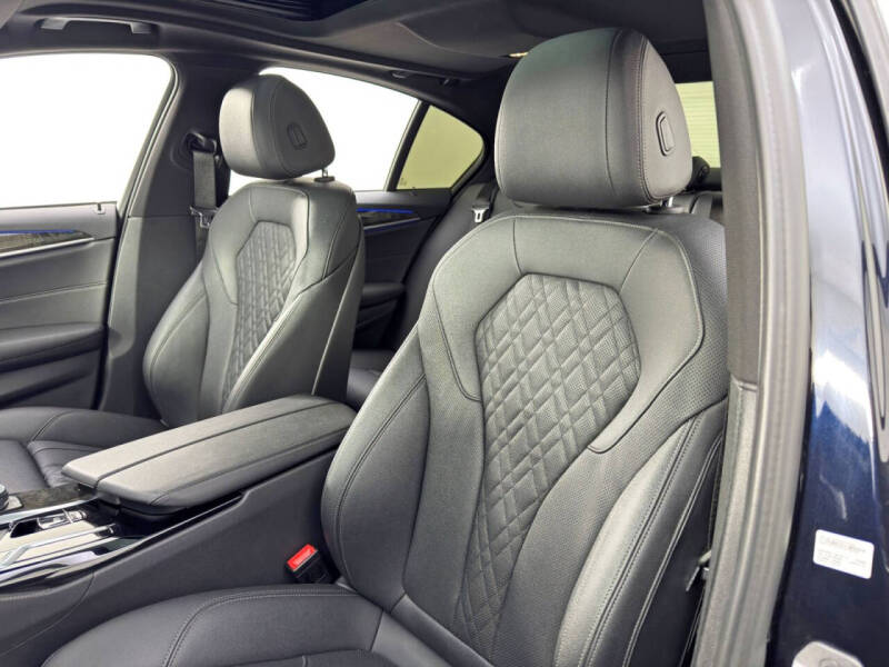 2021 BMW 5 Series 540i