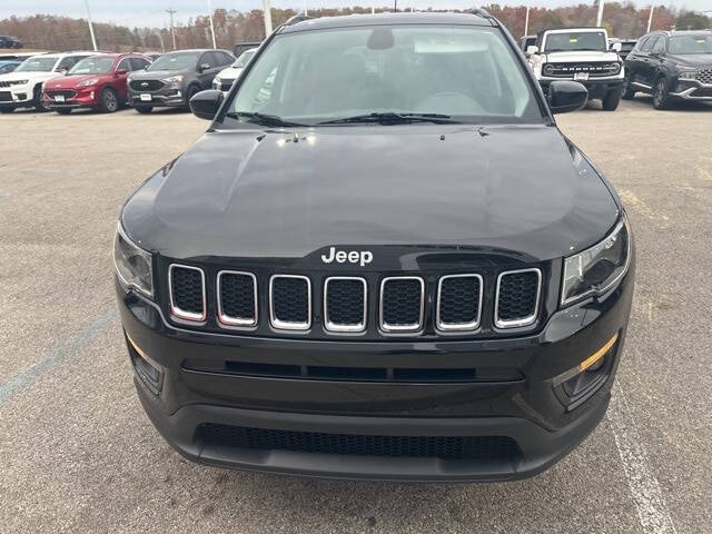 Used 2018 Jeep Compass Latitude with VIN 3C4NJDBB6JT178945 for sale in Morehead, KY