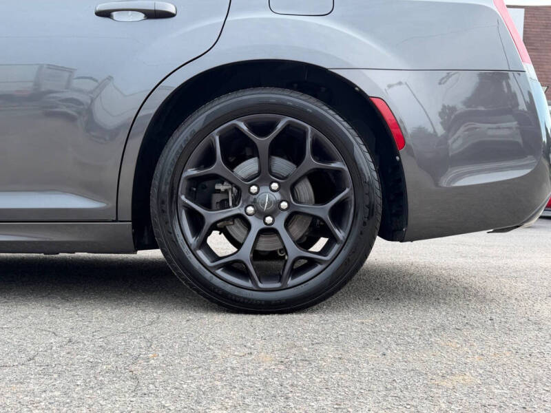 2020 Chrysler 300 S