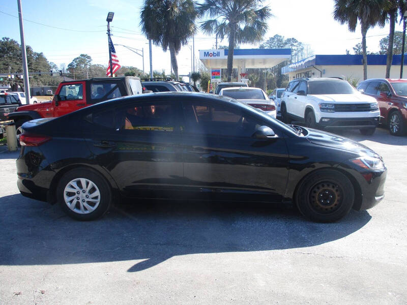 2018 Hyundai Elantra SE