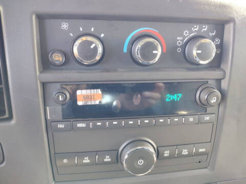 2025 Chevrolet Express 2500