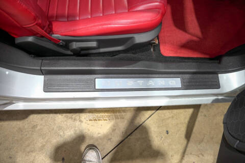 2005 Ford Mustang GT Premium