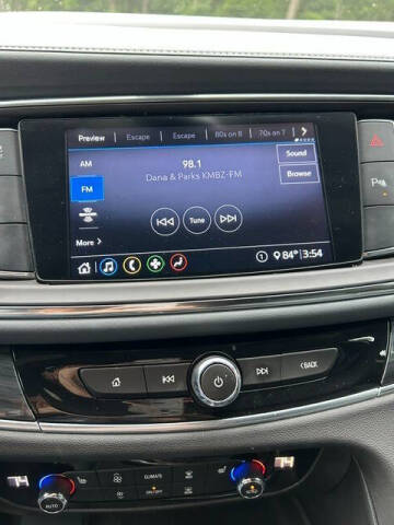 2021 Buick Enclave Essence