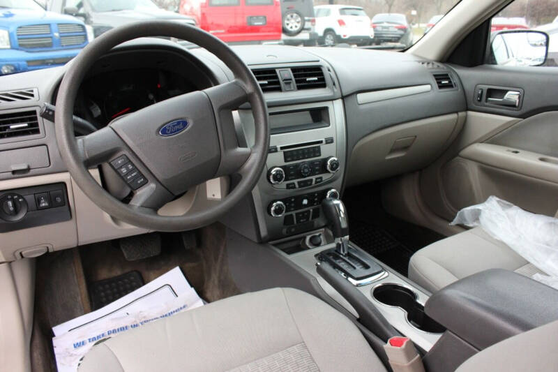 2012 Ford Fusion S
