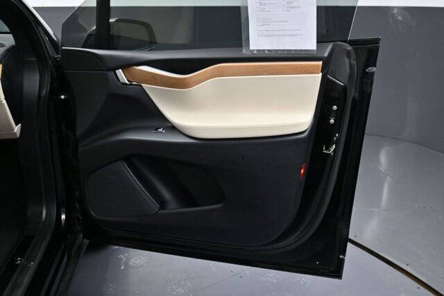 2021 Tesla Model X Long Range Plus