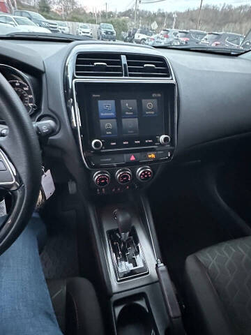 2024 Mitsubishi Outlander Sport SE