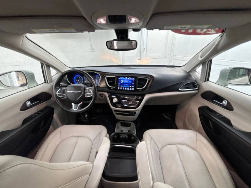 2017 Chrysler Pacifica