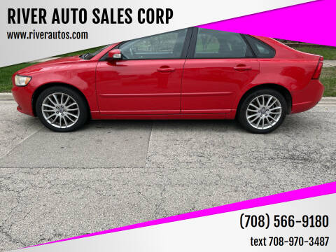2009 Volvo S40 for sale at RIVER AUTO SALES CORP in Maywood IL