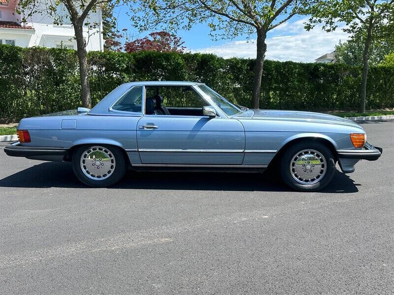 1986 Mercedes-Benz 560-Class 560 SL