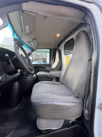 2018 Chevrolet Express 2500