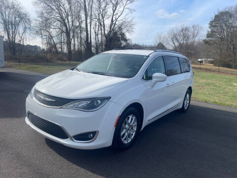 2020 Chrysler Pacifica Touring L