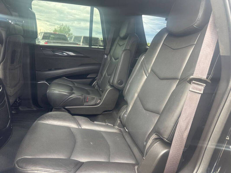 2016 Cadillac Escalade Platinum