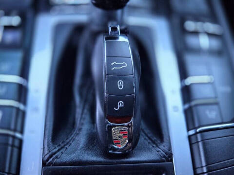 2016 Porsche Macan S