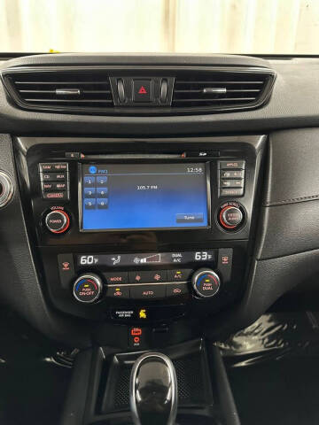2017 Nissan Rogue