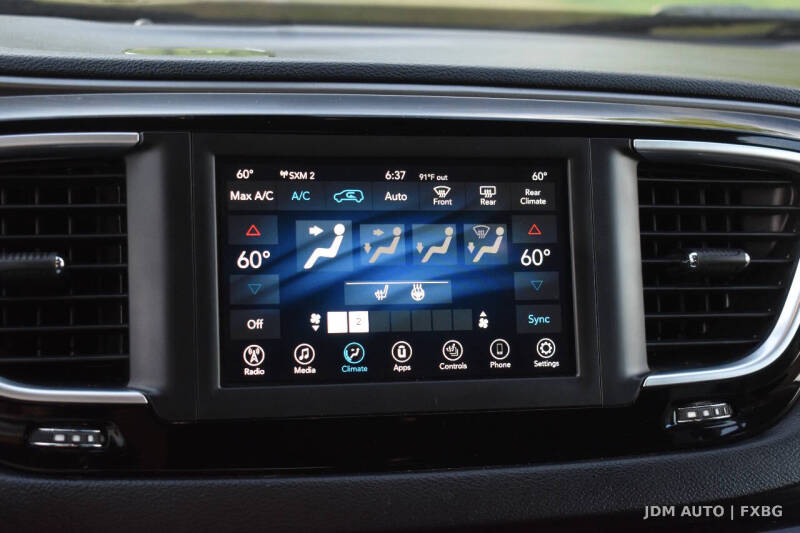2020 Chrysler Pacifica Touring L