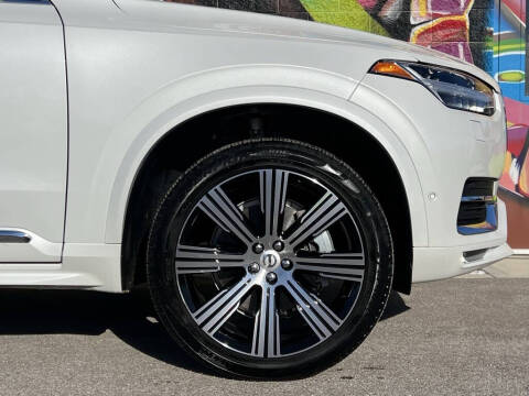 2024 Volvo XC90 B6 Plus Bright Theme 6P
